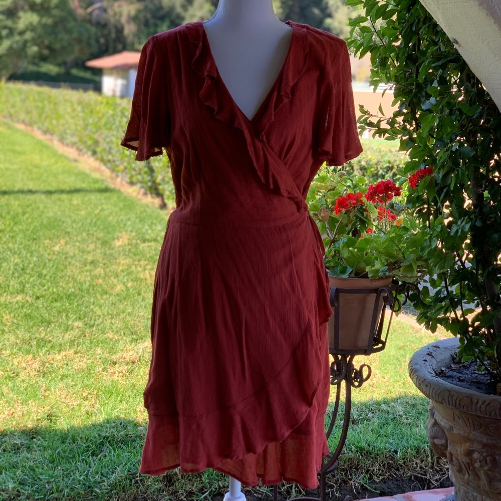 Dress - Picture 2 of 7